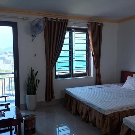 Nha Nghi Cu Ti Bed & Breakfast Ban Cong Na ภายนอก รูปภาพ