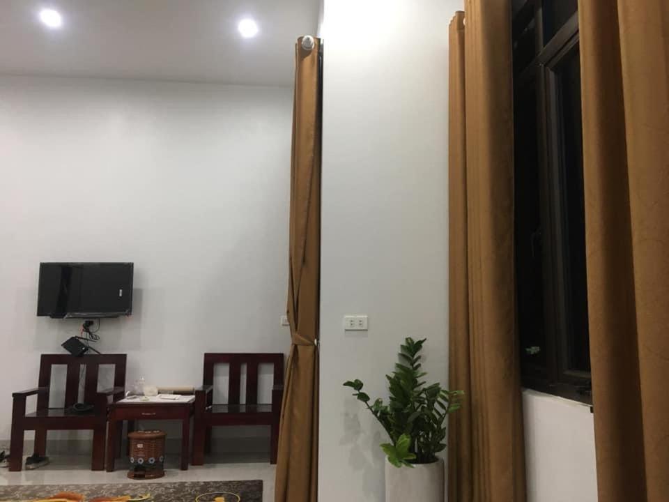 Nha Nghi Cu Ti Bed & Breakfast Ban Cong Na ภายนอก รูปภาพ